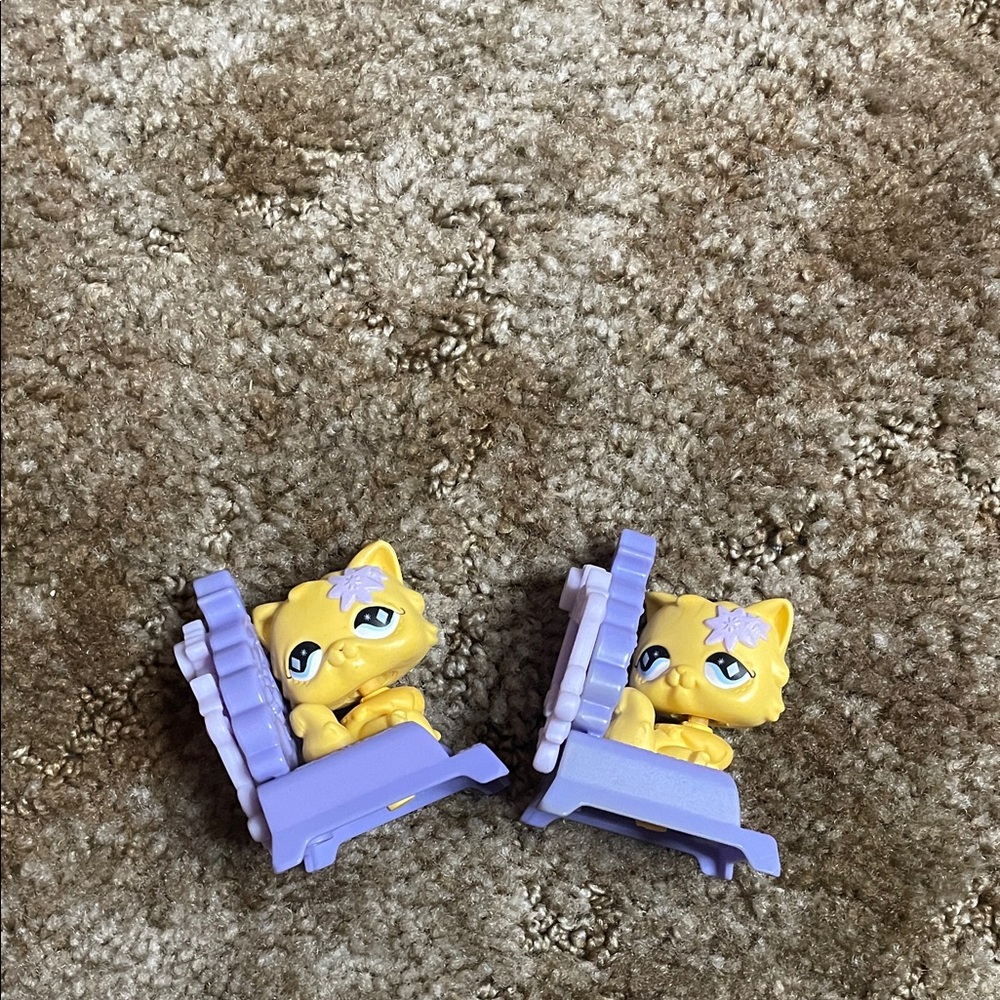 Littlest Pet Shop Cat Yellow Persian Purple Throne Chair McDonald Diamond